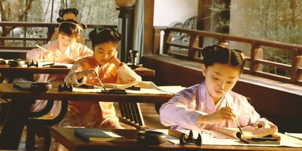 How Did the Ancient Chinese People Spend Their Nightlife?  - Expensive Candles (Part 1)
