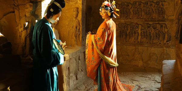 Is It Hard to Distinguish The 'Gongyang Ren' from The 'Kunlun Slaves'?