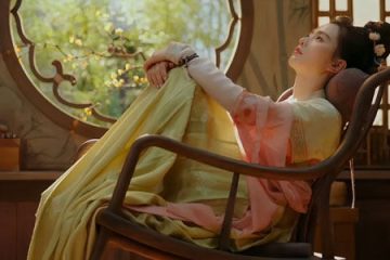 Why Does Your Qi-xiong Ruqun Keep Slipping Down?