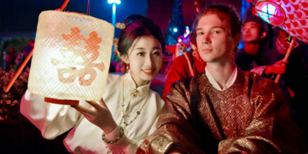 Eastern Aesthetics Go Global — Hanfu Is Truly on Its Way!