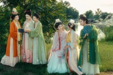 How to Wear Hanfu Respectfully?