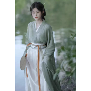Xiang Furen 湘夫人 - Wei jin Style Skirt Set