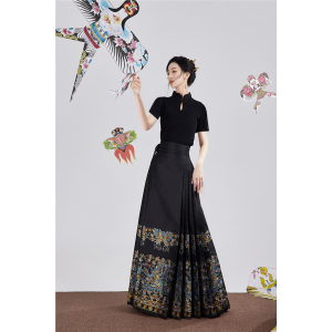 Kingfisher Plume 翠羽 - New Chinese Style Top & Mamian Skirt Set
