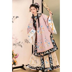 Charming Gentlewoman