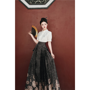 Powder Rose 香粉玫瑰 - New Chinese Style Top & Mamian Skirt Set