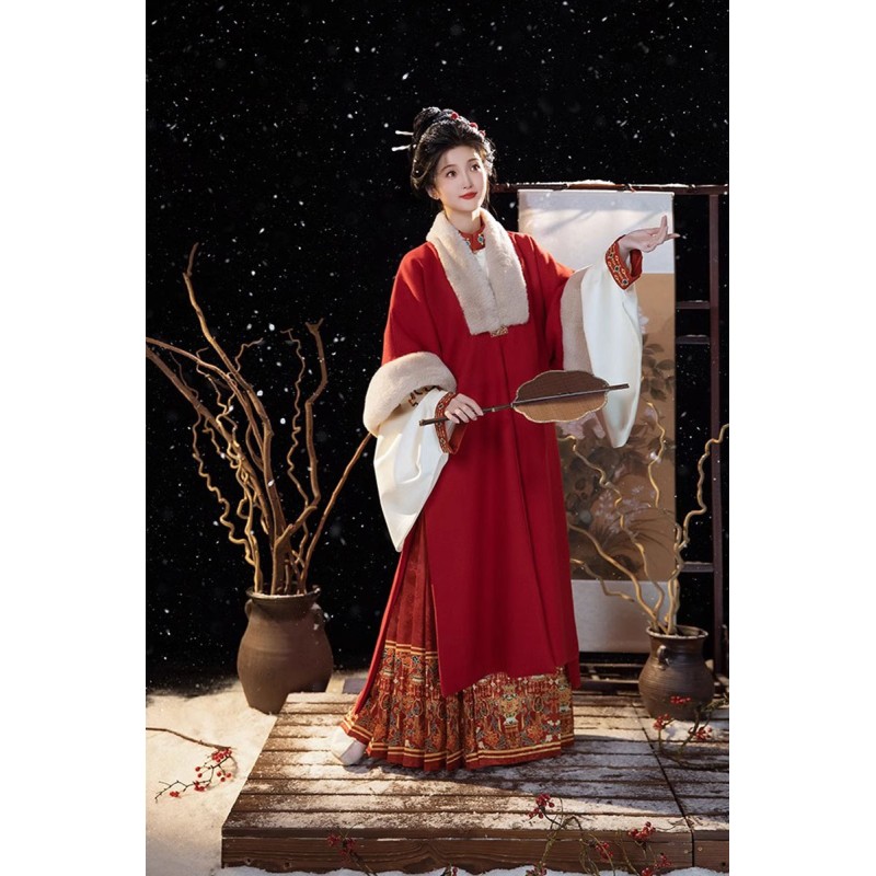 Plum & Ruyi Plum & Ruyi