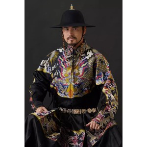 Black Looge Robe