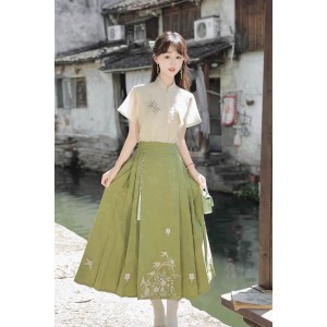 Flower Token 衔花令 - New Chinese Style Top & Mamian Skirt Set
