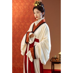 Mulberry Leaves 采桑图 - Han Dynasty Robe Hanfu Set