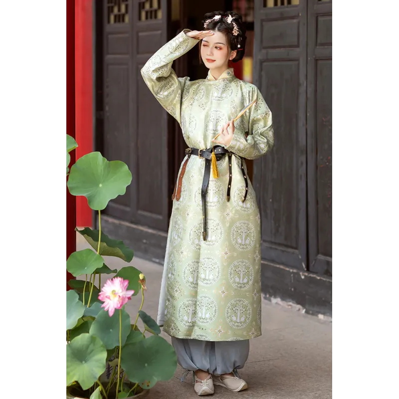 White Rabbit 白兔行 - Tang Hanfu Round Collar Robe