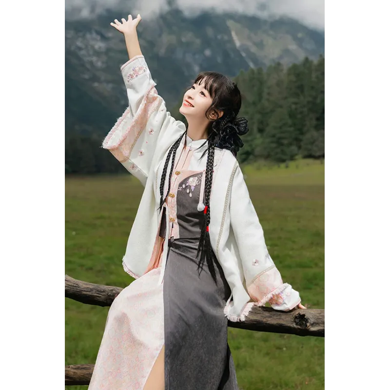 Pink & Ink 粉墨 - Han Element Hanfu Set