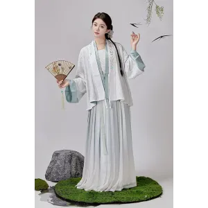 Mountain Rain 空山雨 - Song Dynasty Style Pleated Hanfu