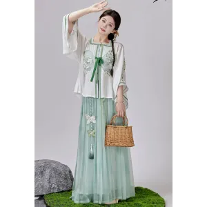 Forest Butterfly 林中蝶 - Ming Dynasty Hanfu Set