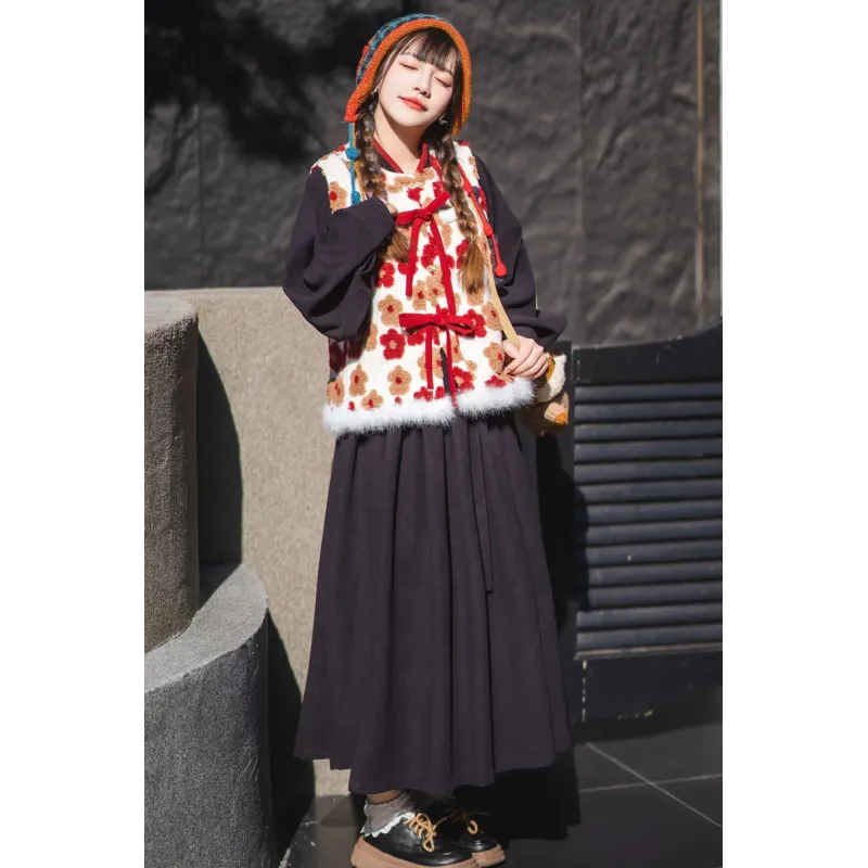 Little Floriculturist 小花匠 - Ming Dynasty Hanfu Bijia & Tieli Dress Set