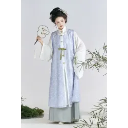 Ban Xi Yue 半溪月 - Ming Dynasty Hanfu Set