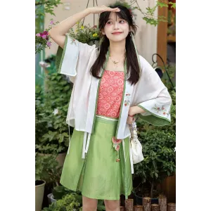 Green Jade 绿玉 - Song Dynasty Style Qiyao Sanjian Skirt Hanfu (Preorder)