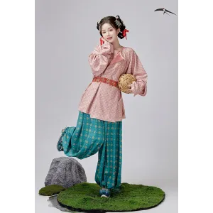 Hua Xia Ke 花下客 - Tang Dynasty Hanfu Set