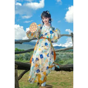 Ta Hua Gui 踏花归 - Tang Dynasty Hanfu Round Collar Robe Set (Preorder)